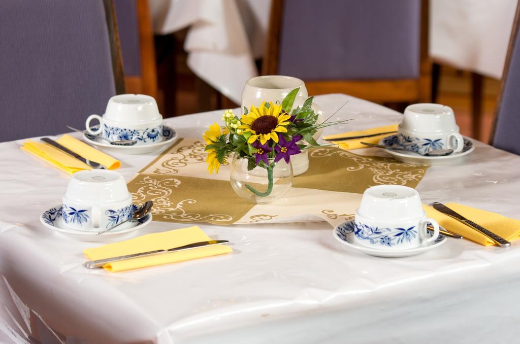 Landhotel Westerwald 엘샤이트 외부 사진